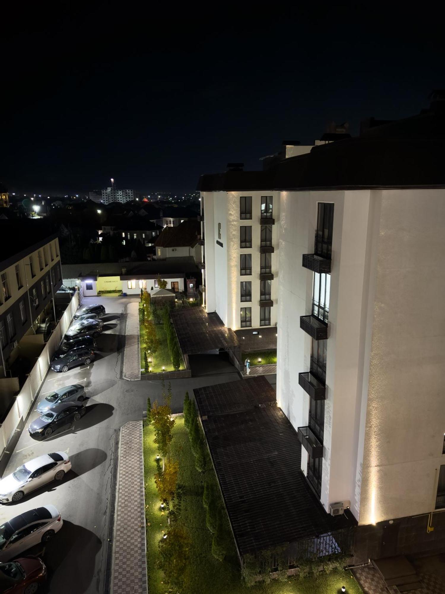 Casablanca Apart Hotel Bishkek Exterior foto